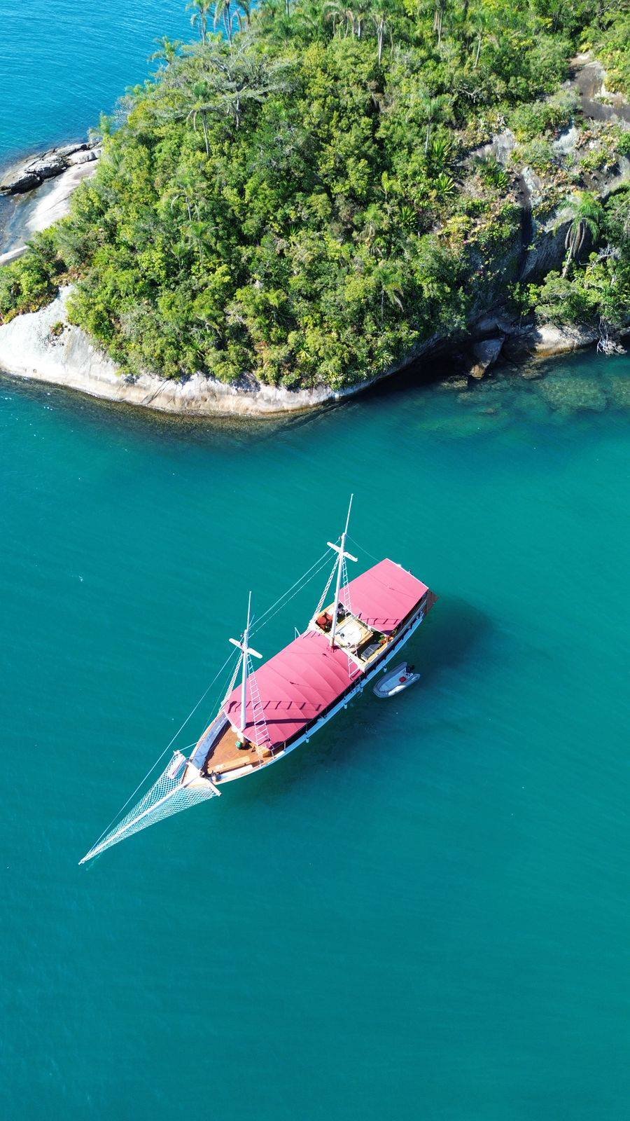 Escuna Tania - Eventos Corporativos em Paraty-RJ