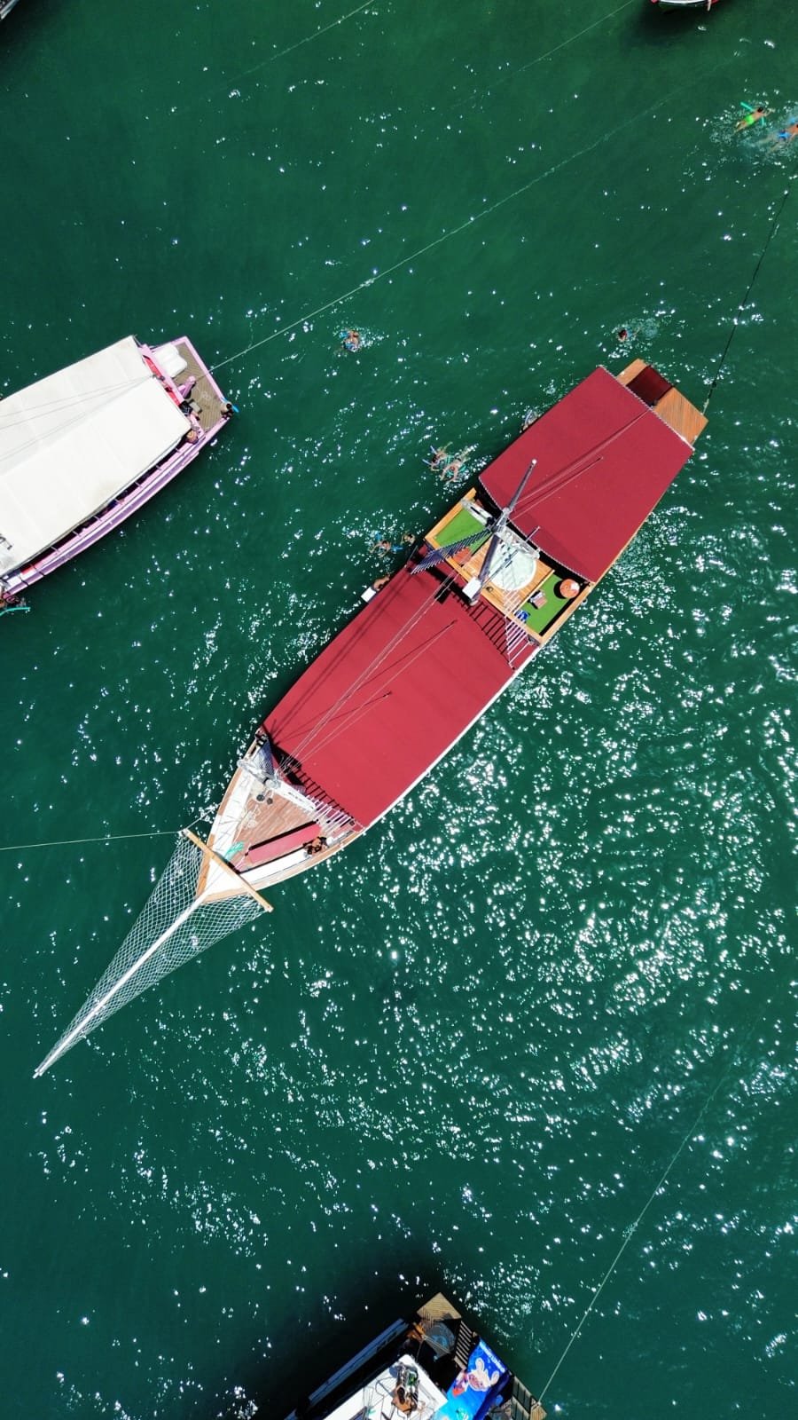 Passeio de escuna em Paraty, RJ